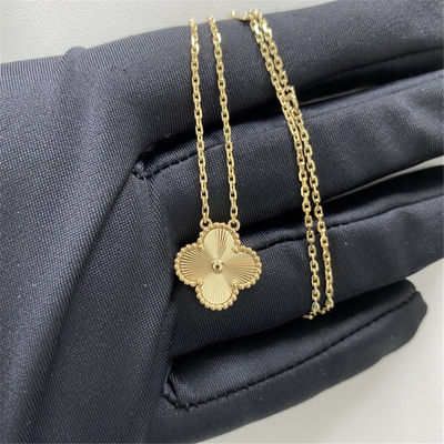16.54 inch Alhambra hanger halsketting 18K gele goud merk sieraden