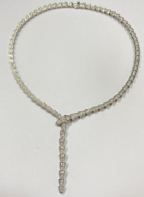 Replika Bulgari Serpenti Viper Slim Naszyjnik 18K Białe złoto Diamenty 18 karat złota biżuteria dubai