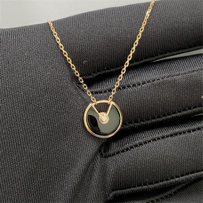 Replica 18k gouden halskettingen Roosgoud Onyx Diamant XS Model Amulet De Cartier Halskettingen