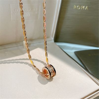 BVLGARI B.zero1 18k Rose Gold Rock Hanger Halsketting met Zwart Keramische beste 18k gouden sieraden merken