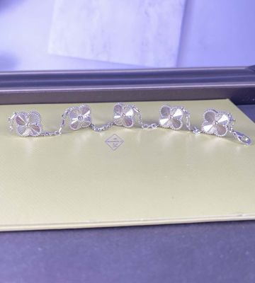 Vintage Alhambra Puur 18k Witgoud Armband 5 Motieven 18k Gouden Sieraden