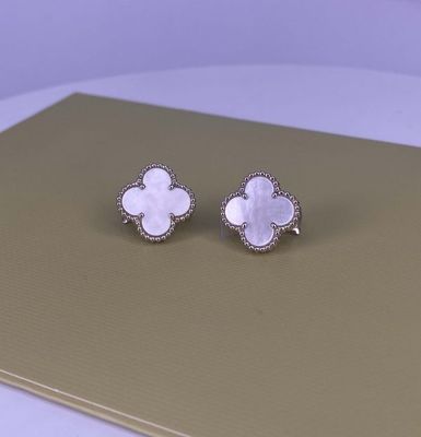 VCA Vintage Alhambra 18k Gold Drop Earrings Pure 18k White Gold Juwelen met Mother Of Pearl