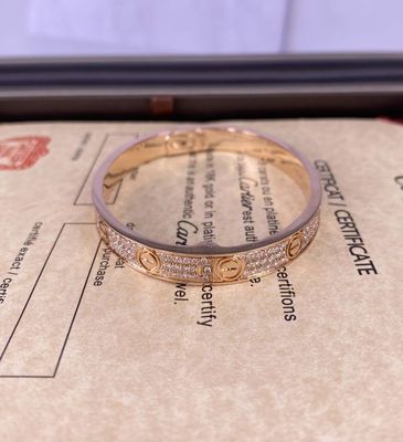 Liefde Mens 18k Gouden Juwelen Armband Met Diamant geplaveide 18k Gouden Juwelen Fabrikant