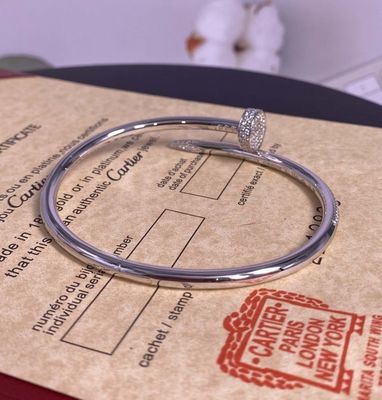3.5mm 2,26 karaat Cartier Love Armband Juste Un Clou 18k Gouden Armband Mensen