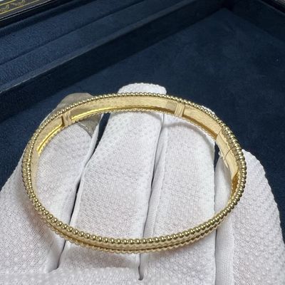 Van Cleef Arpels Solid 18k Gold Accessoires Geel Goud PerléE Signatuur Armband