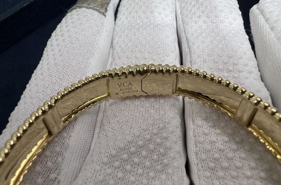 Van Cleef Arpels Solid 18k Gold Accessoires Geel Goud PerléE Signatuur Armband