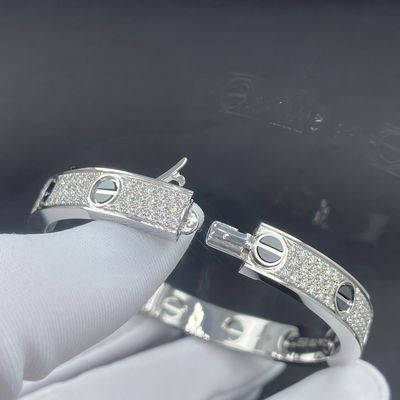 Cartier Love Pave Diamant Armband 18k Witgoud N6717617 Ronde Brillant gesneden Diamanten Op maat gemaakt Product Armband